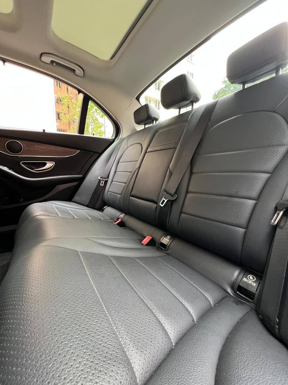 Mercedes Benz c220d - Image 13