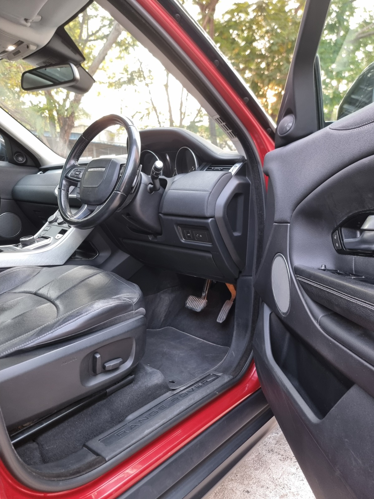 Land Rover Range Rover Evoque - Image 14
