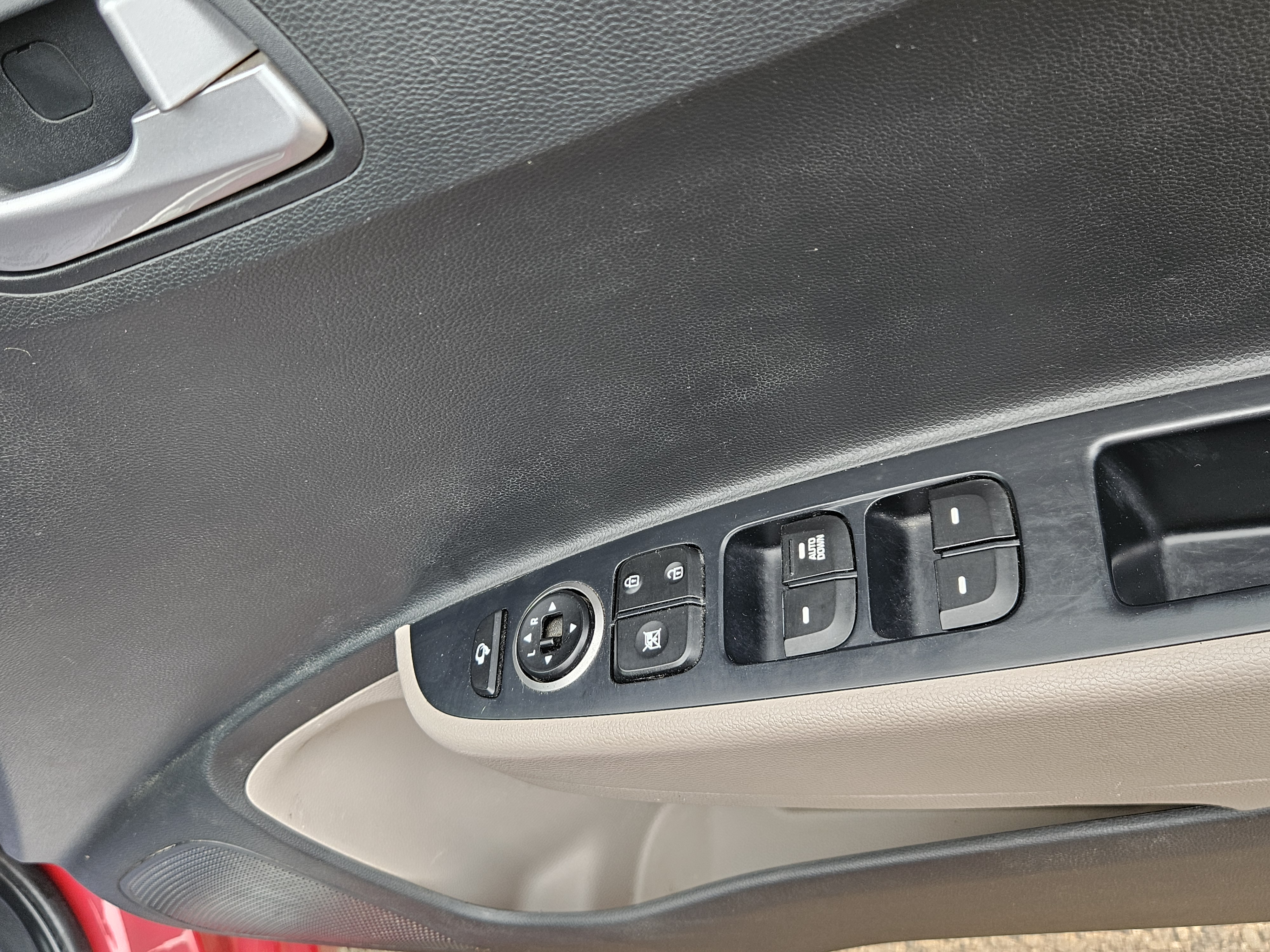 Hyundai Grand I10 - Image 12
