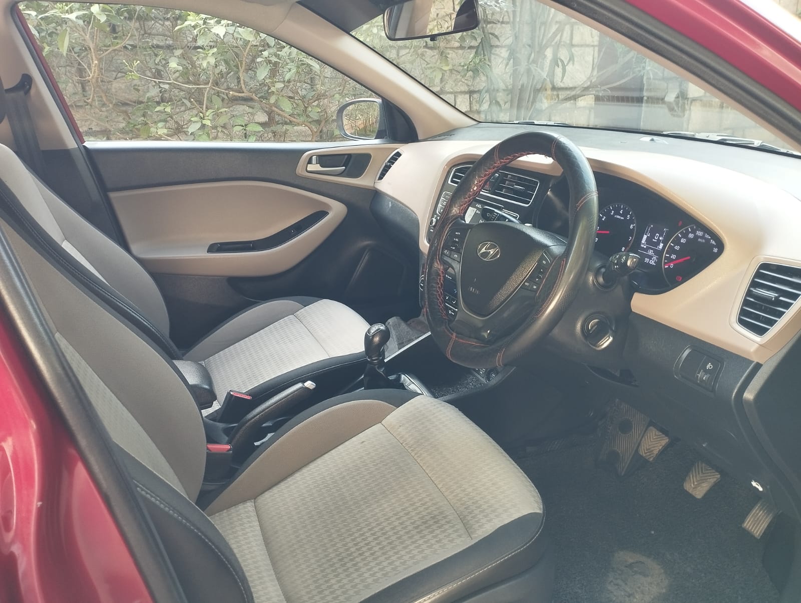 Hyundai Elite I20 - Image 2