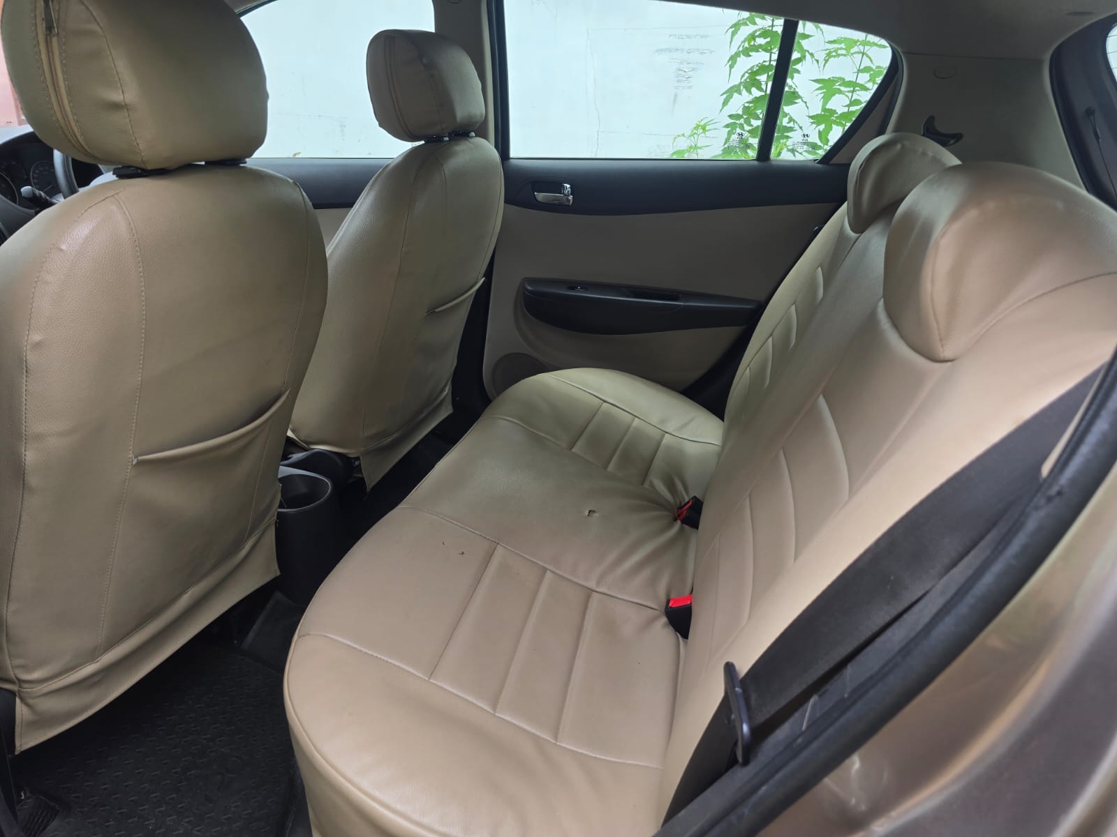 Hyundai i20 - Image 9