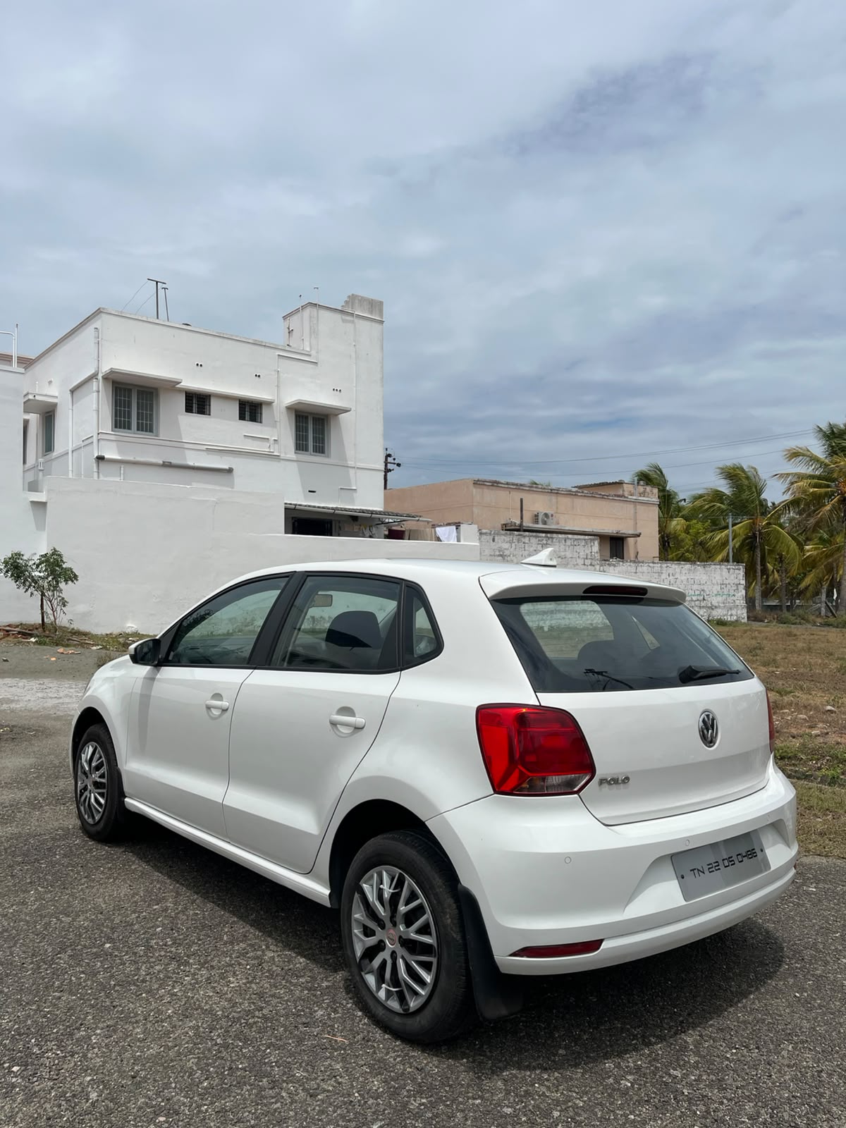 Volkswagen Polo - Image 8