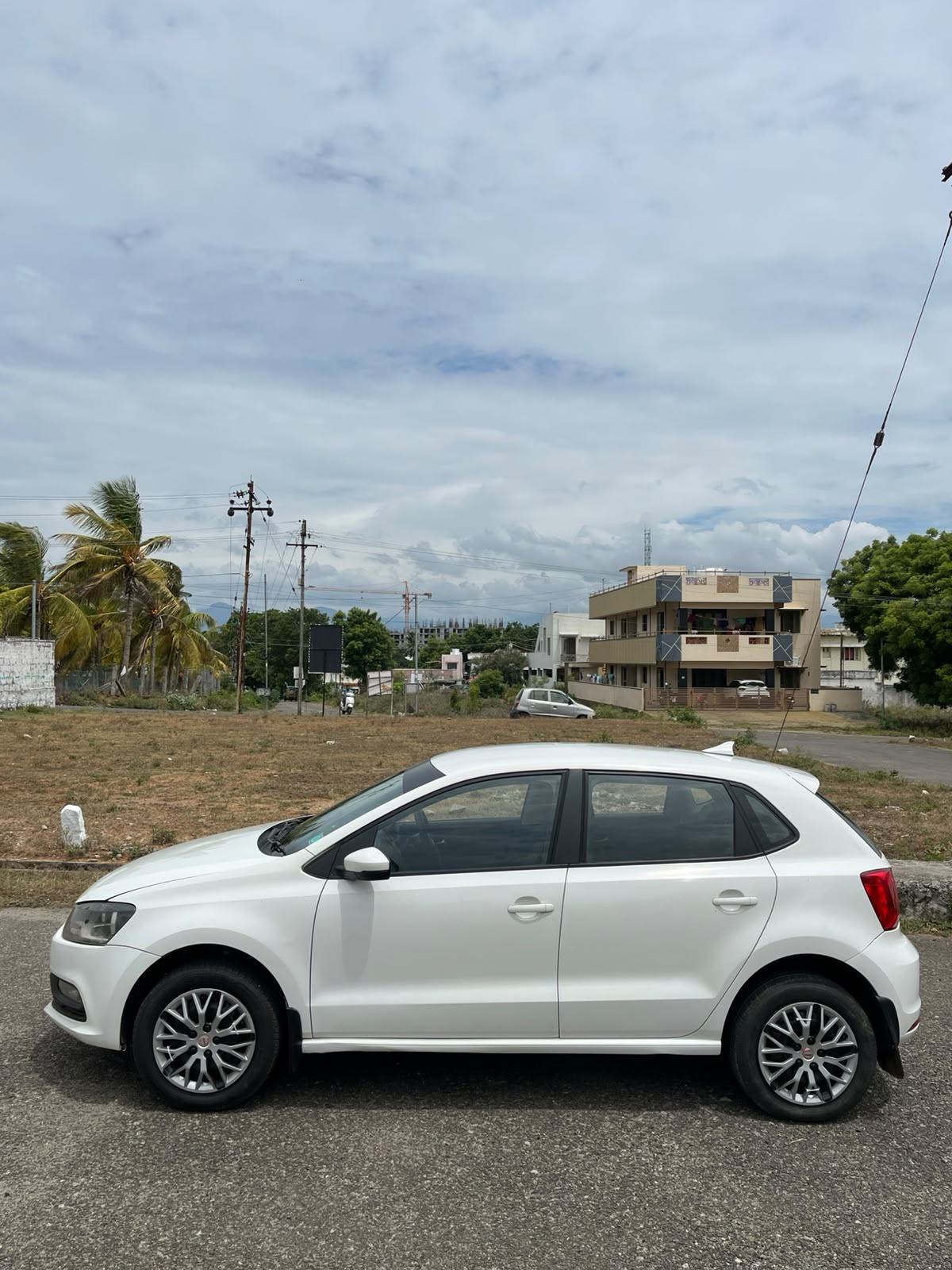 Volkswagen Polo - Image 9