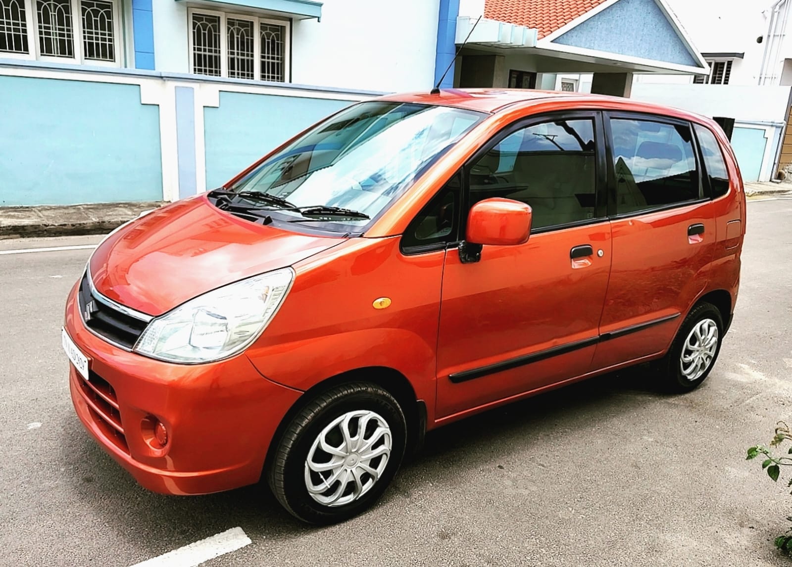 Maruti Suzuki Estilo - Image 3