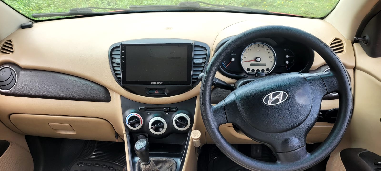 Hyundai i10 - Image 2