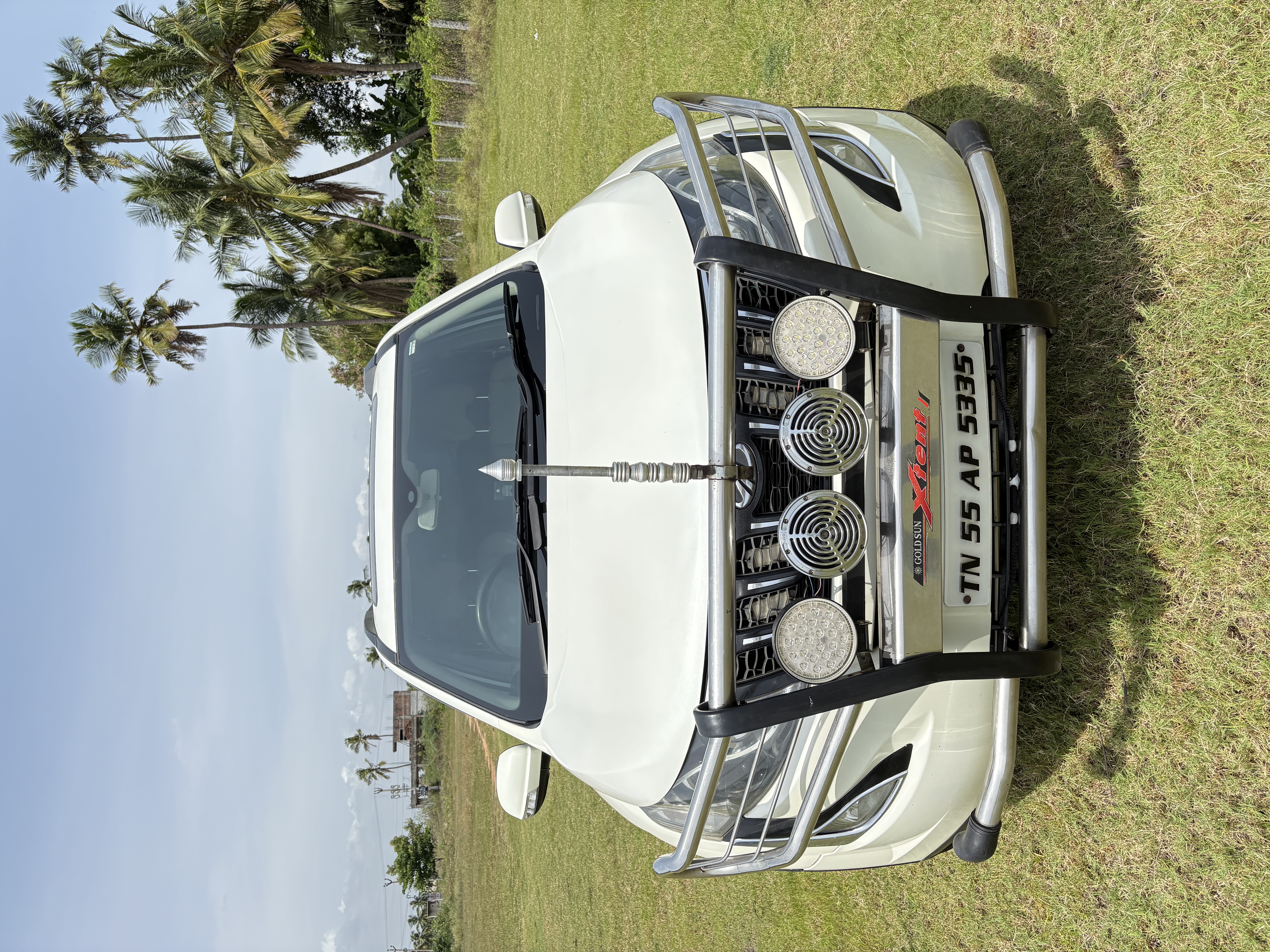 Mahindra XUV500