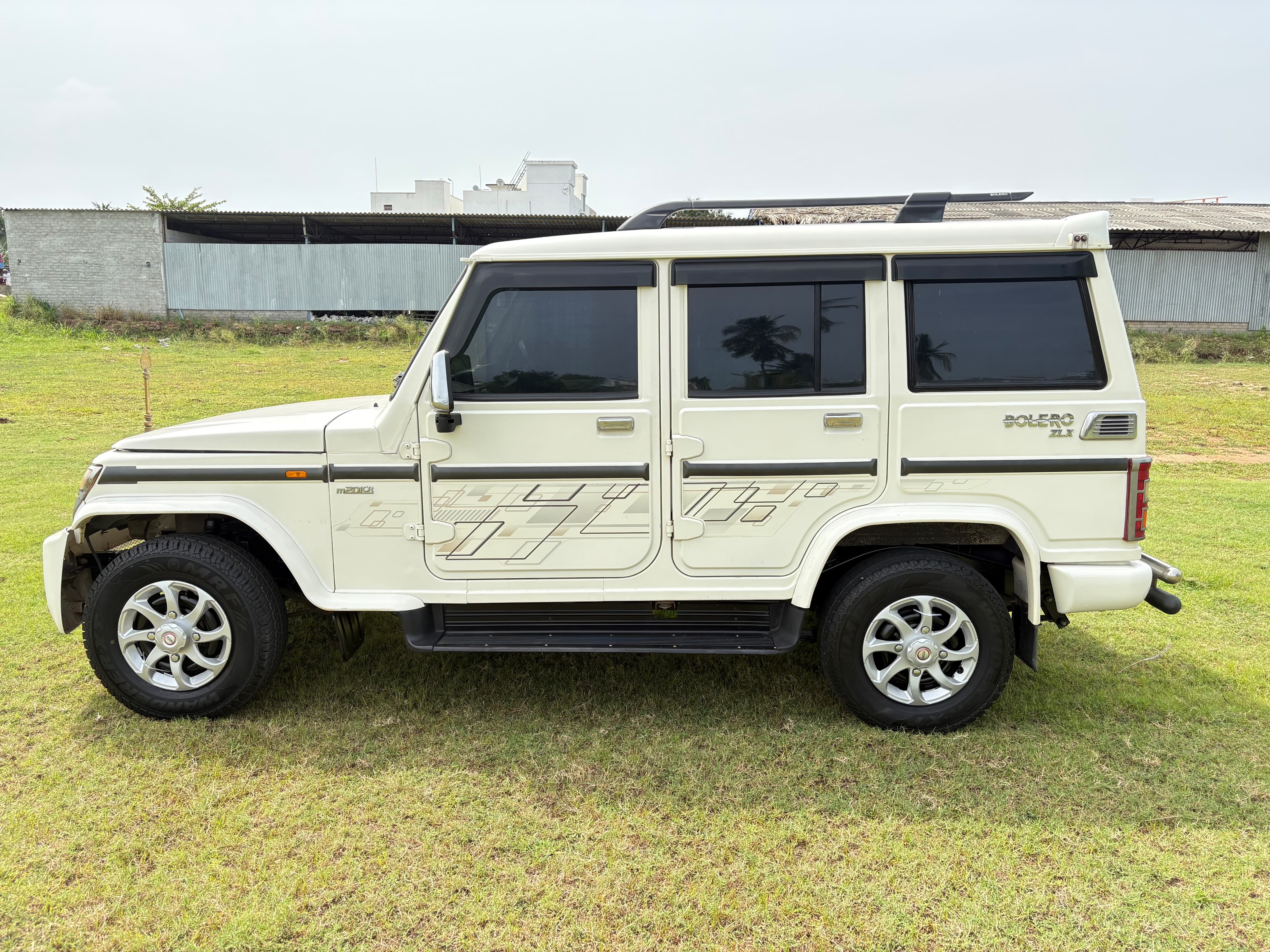 Mahindra Bolero - Image 5