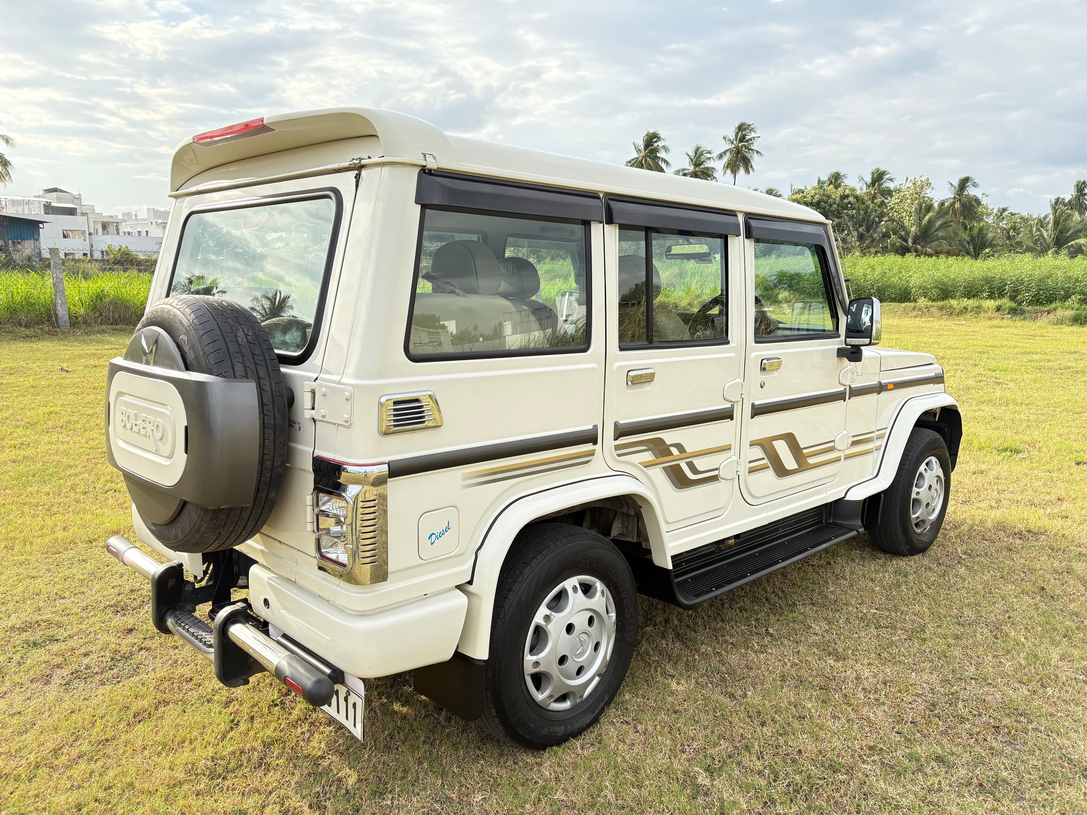 Mahindra Bolero - Image 10