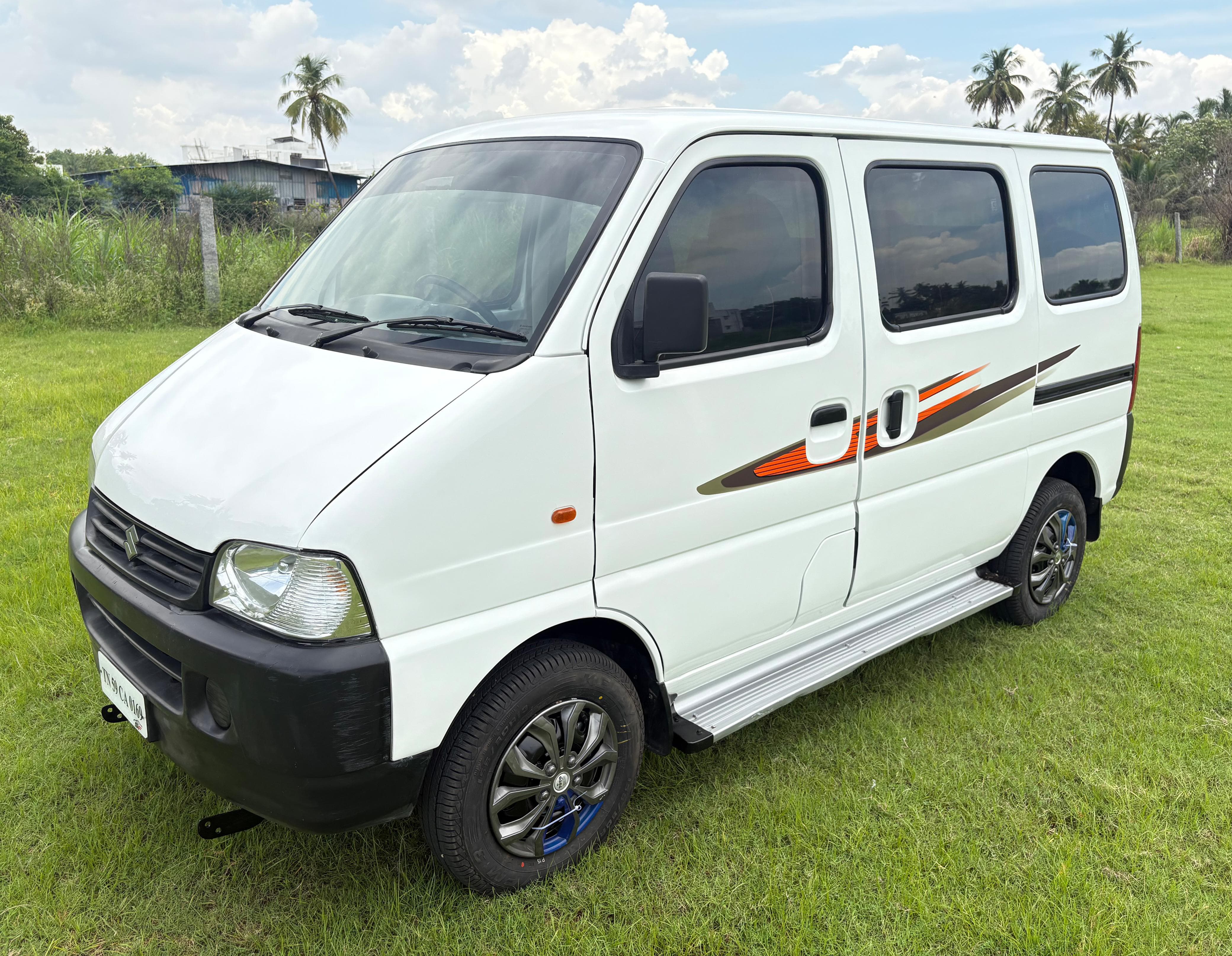Maruti Suzuki Eeco - Image 3