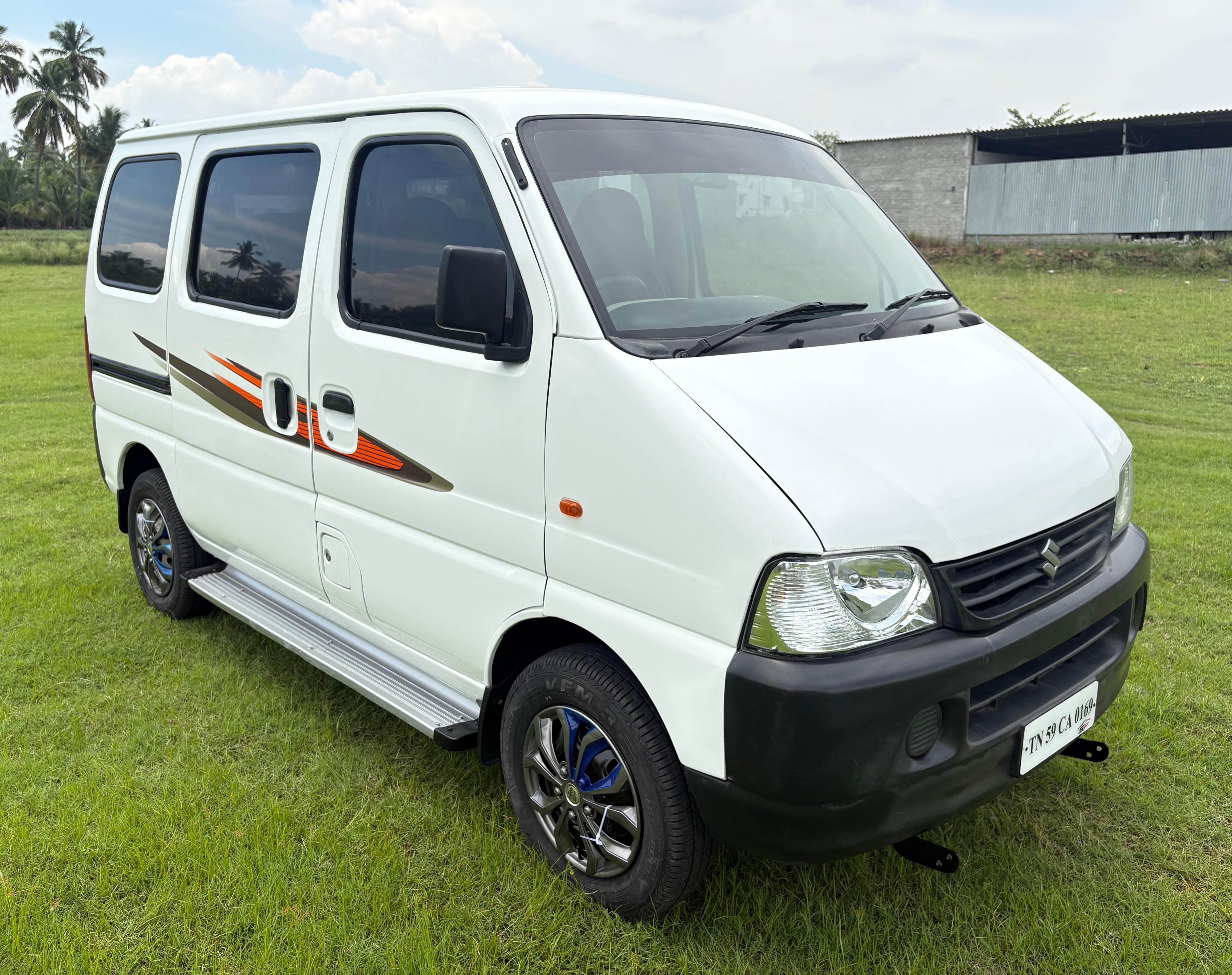 Maruti Suzuki Eeco - Image 2