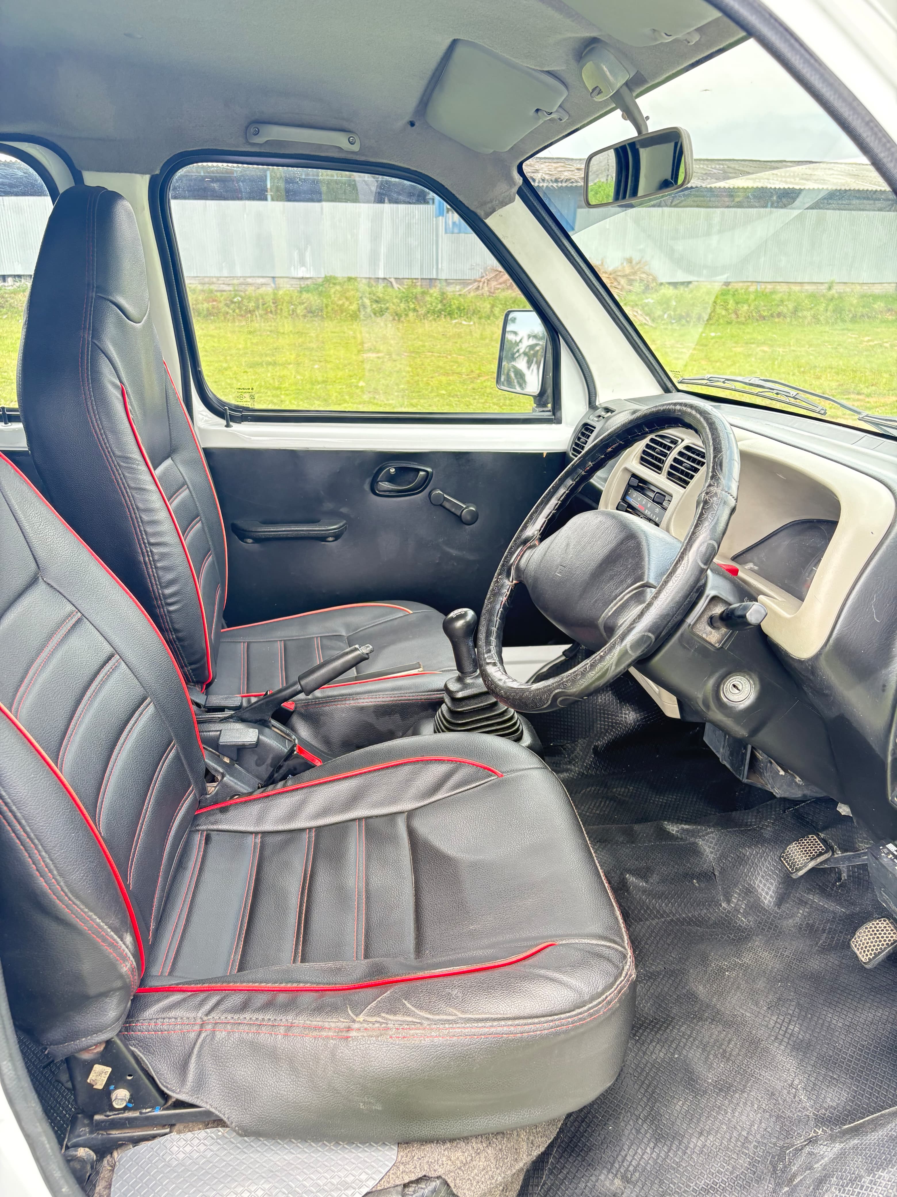 Maruti Suzuki Eeco - Image 7