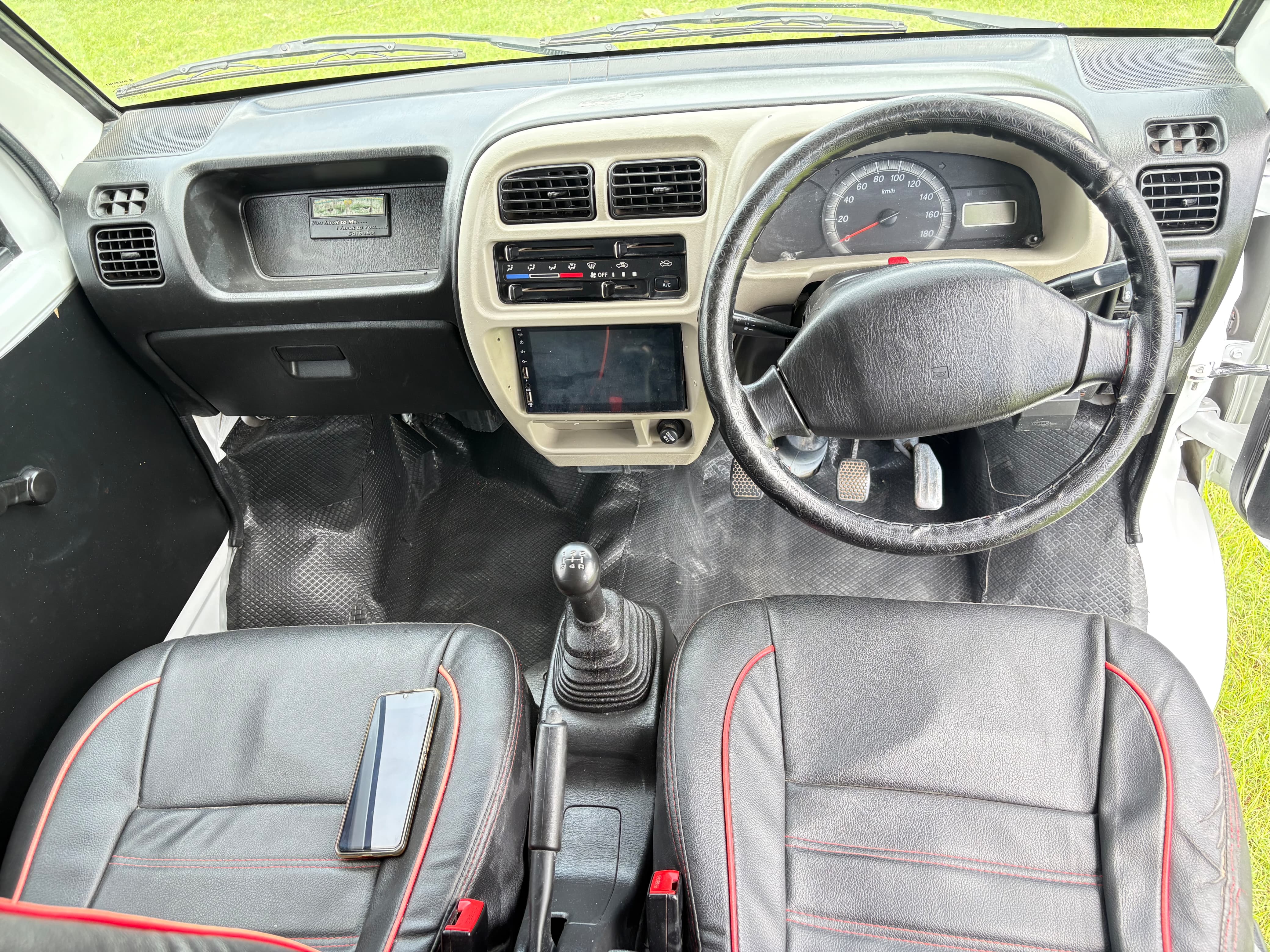 Maruti Suzuki Eeco - Image 6