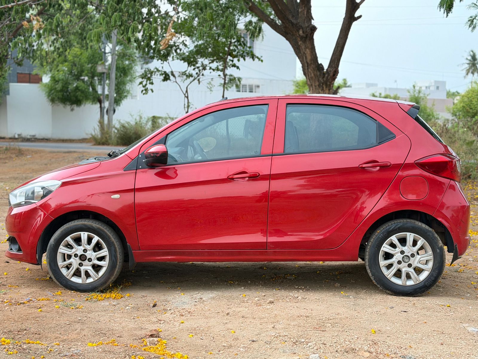 Tata Tiago - Image 3