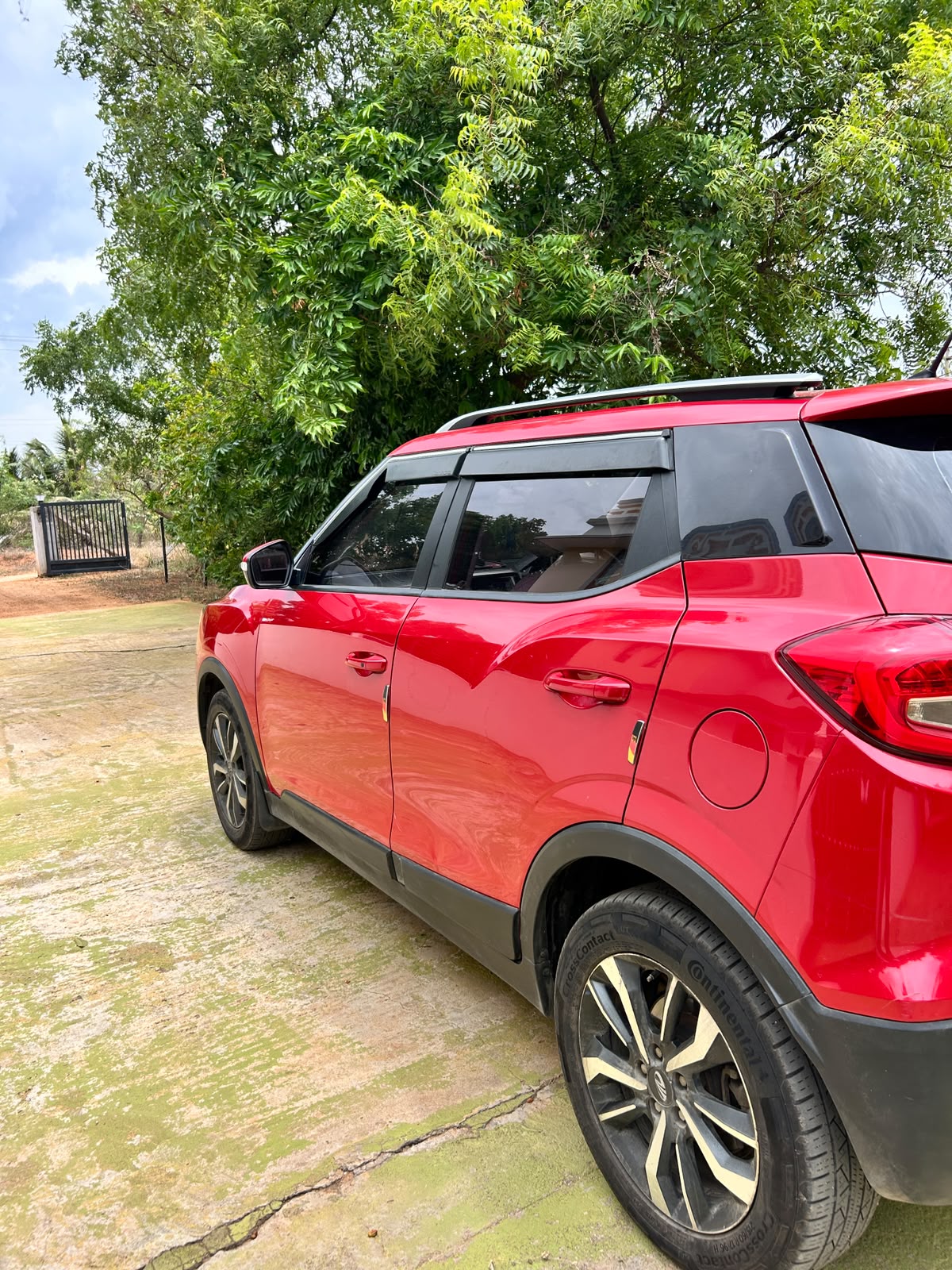 Mahindra XUV300 - Image 6