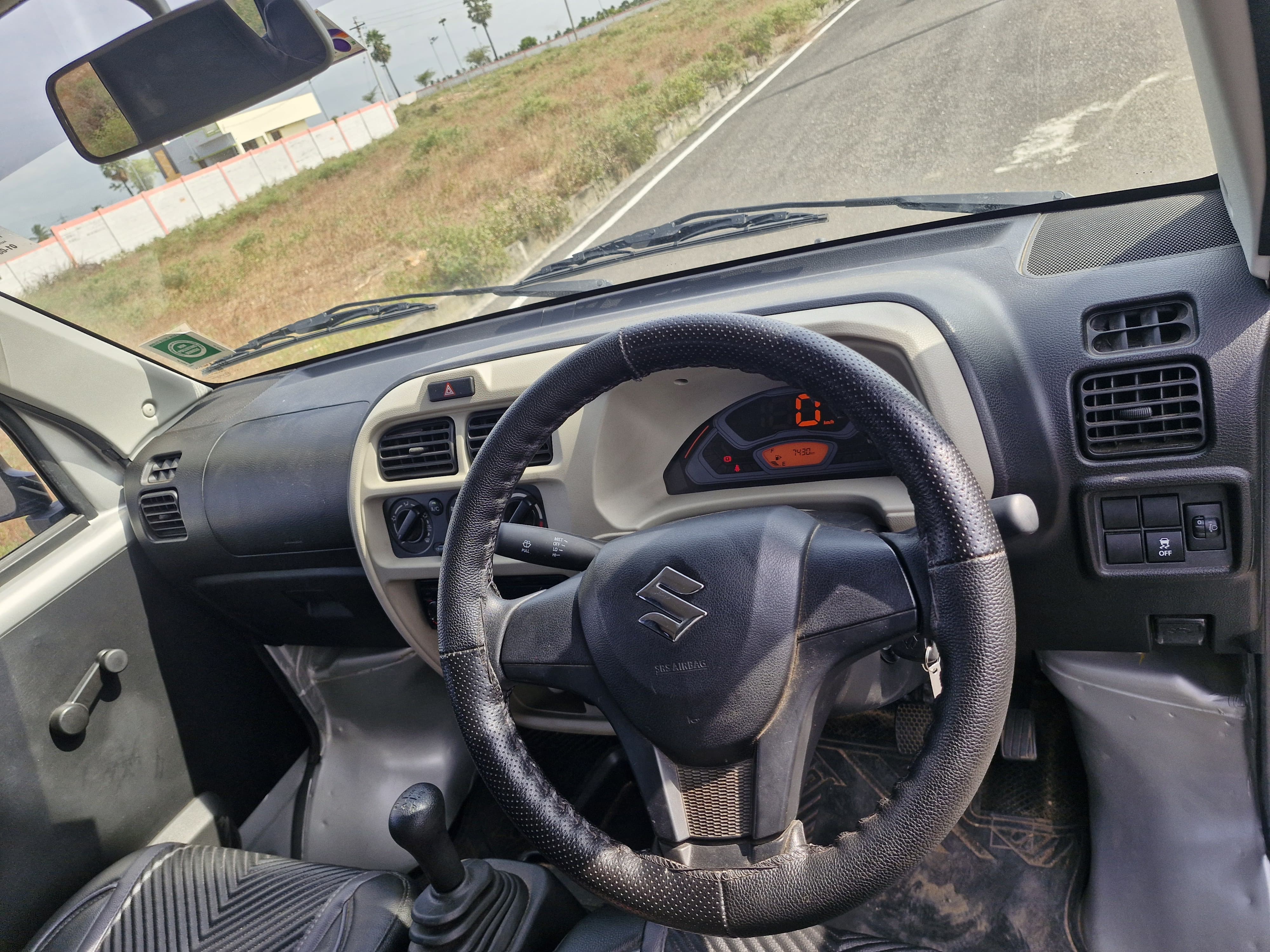Maruti Suzuki Eeco - Image 4