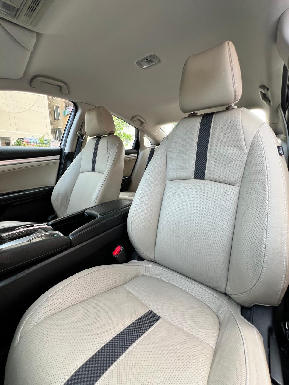 Honda Civic - Image 15