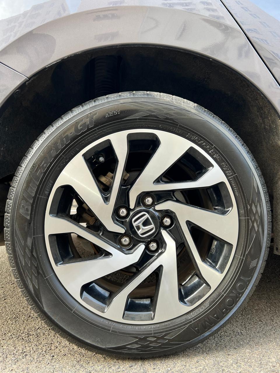 Honda Civic - Image 14