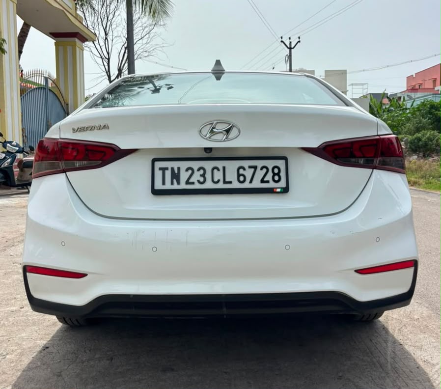 Hyundai Verna - Image 10