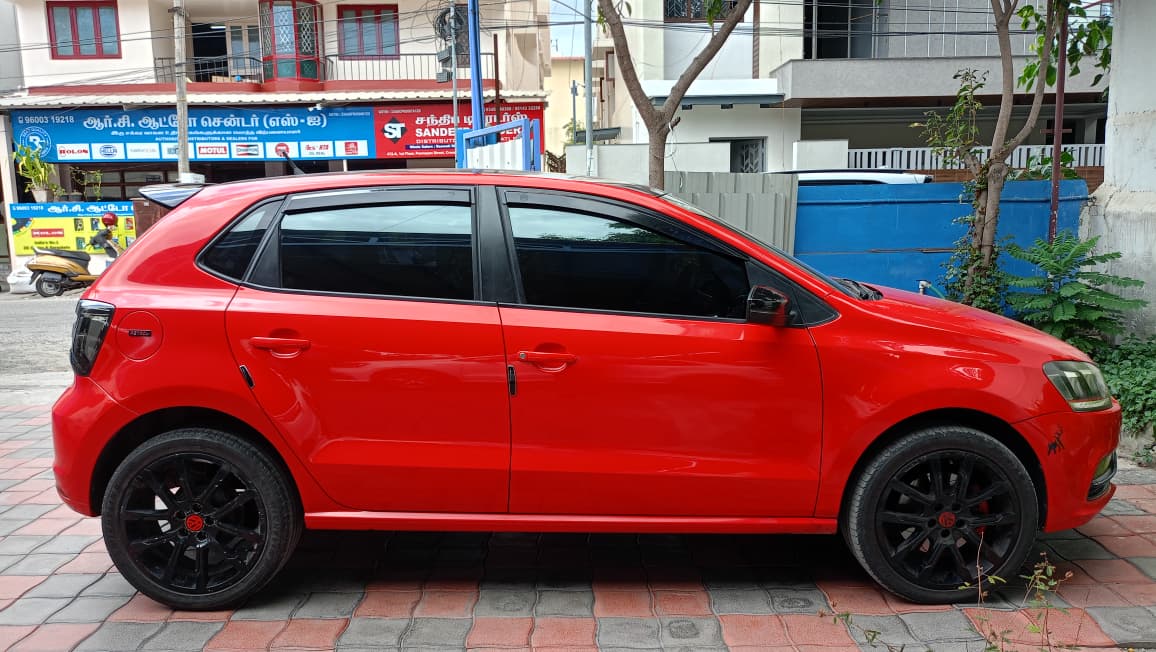 Volkswagen Polo - Image 7