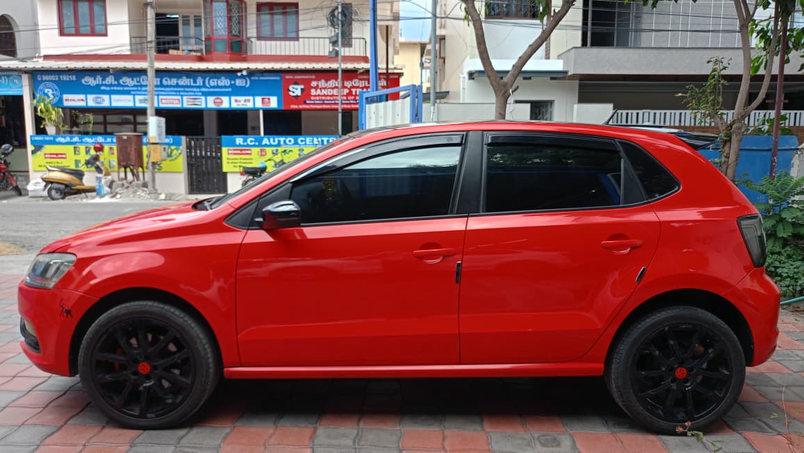 Volkswagen Polo - Image 8