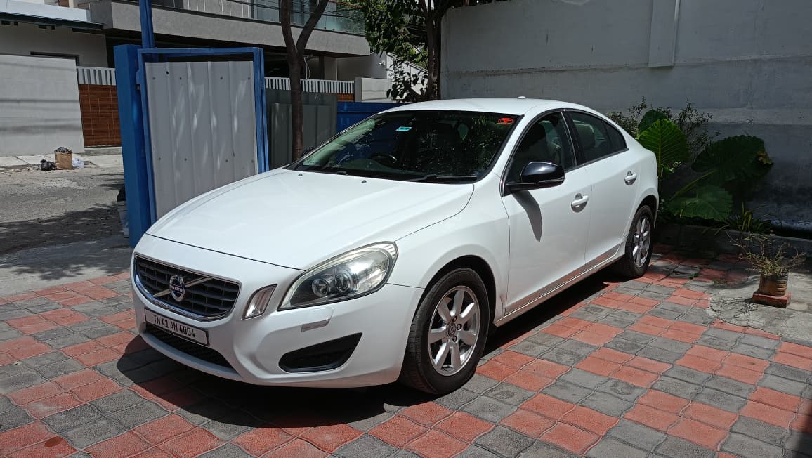 Volvo S60 - Image 3