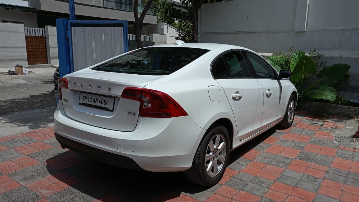 Volvo S60 - Image 7