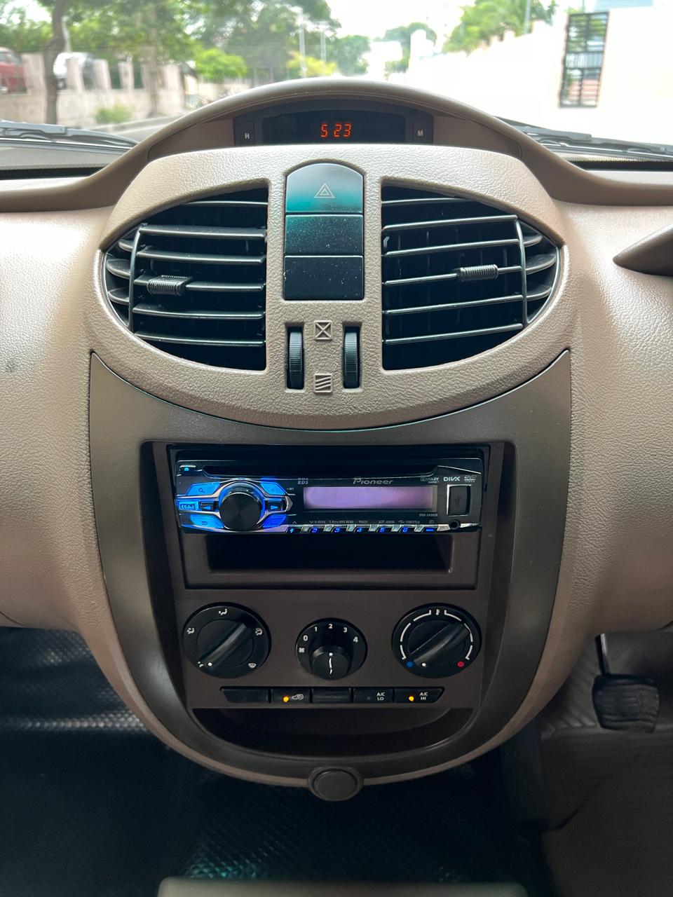 Mahindra Xylo - Image 14