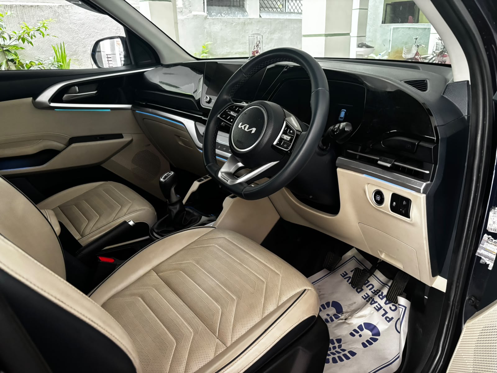 Kia carens - Image 5