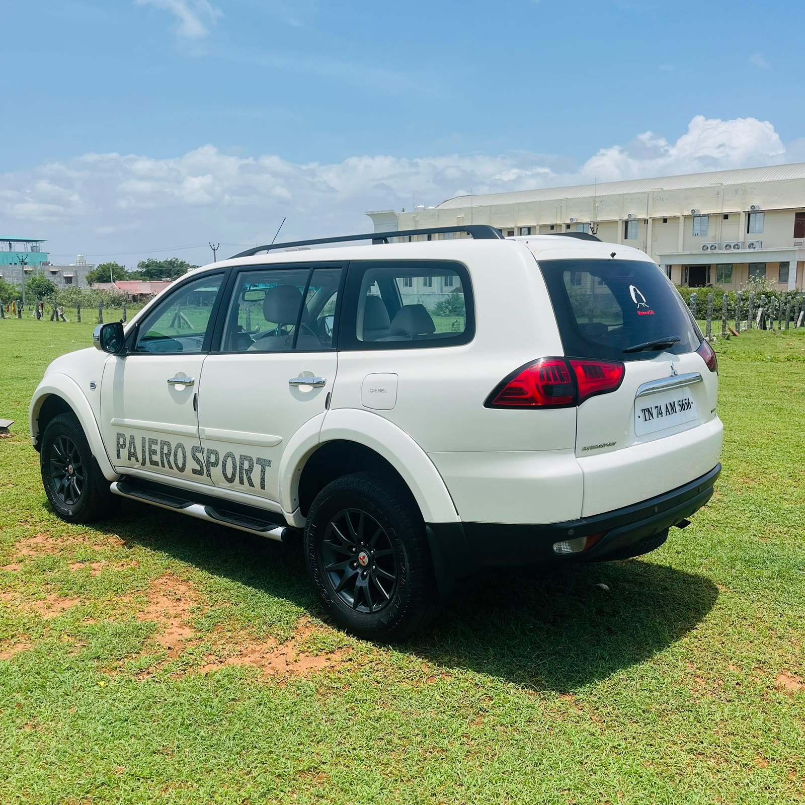 Mitsubishi Pajero Sport - Image 9