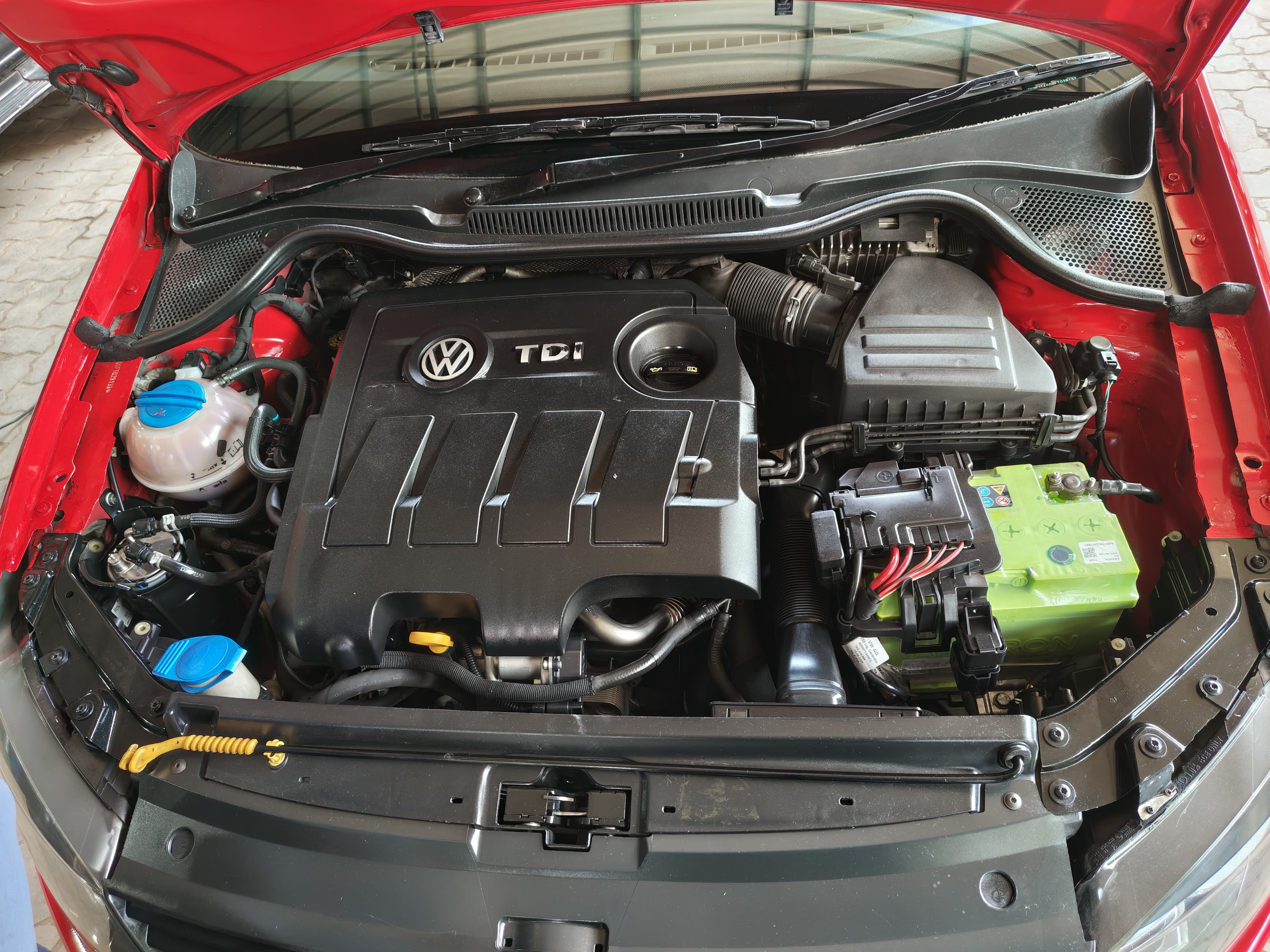 Volkswagen Polo - Image 7