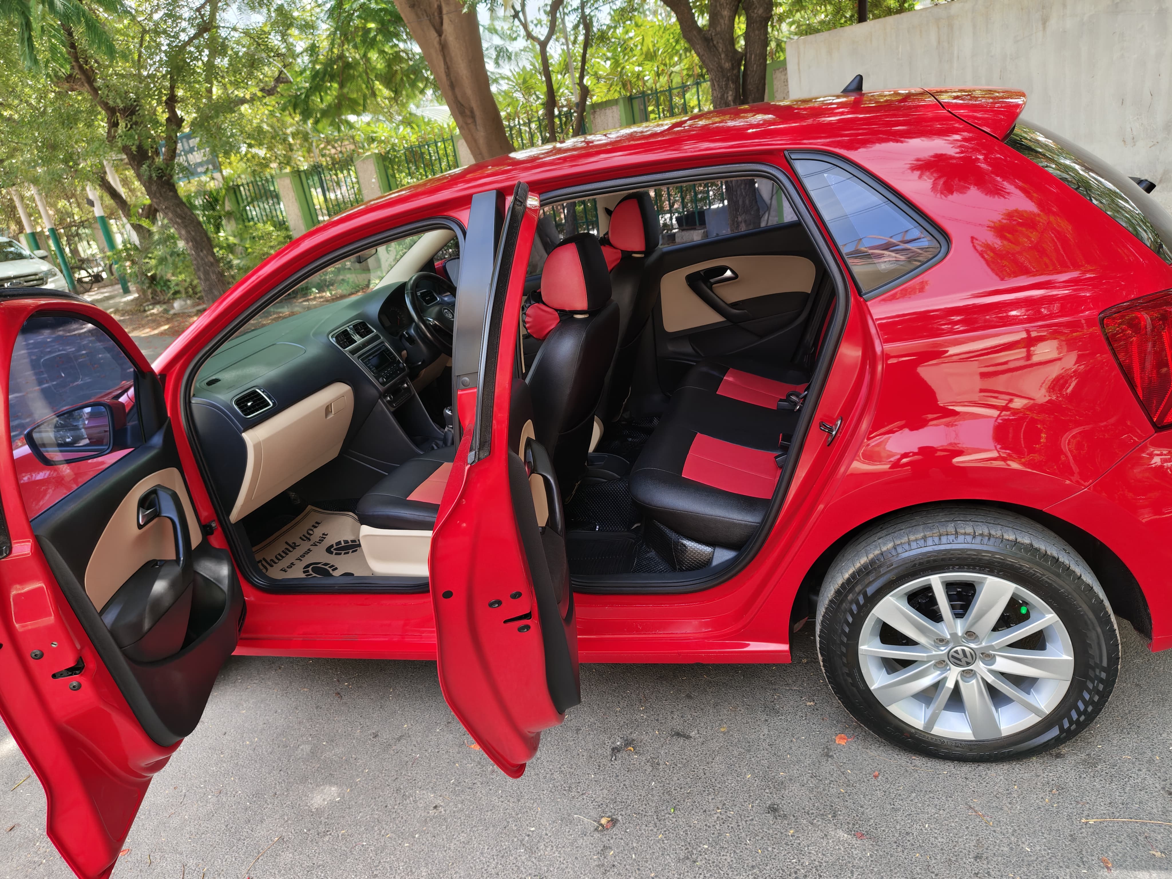 Volkswagen Polo - Image 6