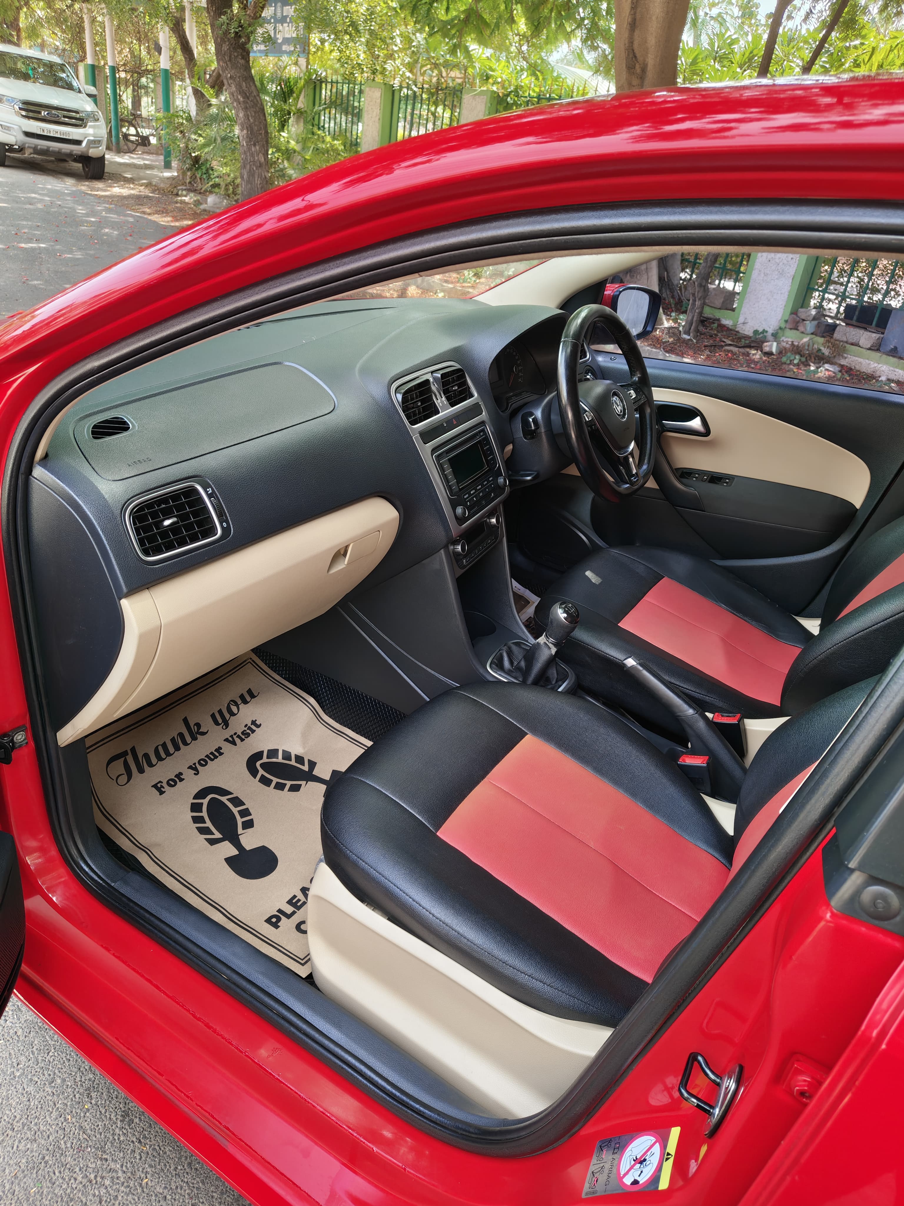 Volkswagen Polo - Image 5