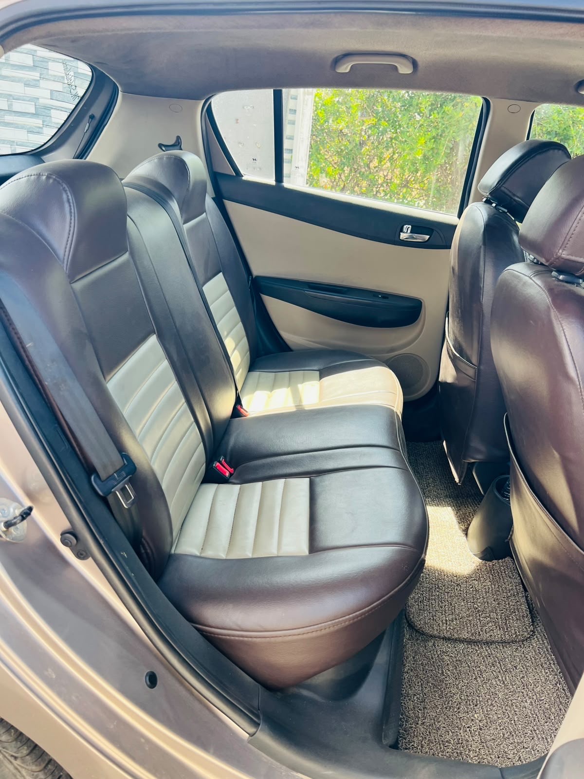 Hyundai i20 - Image 8