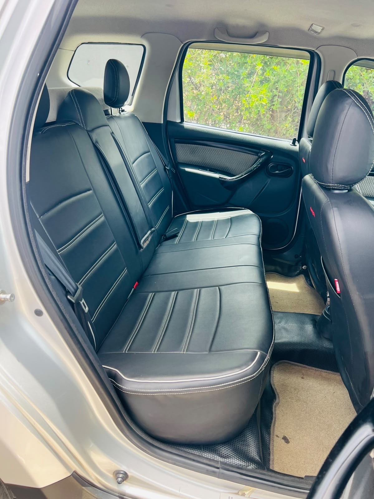 Renault Duster - Image 8