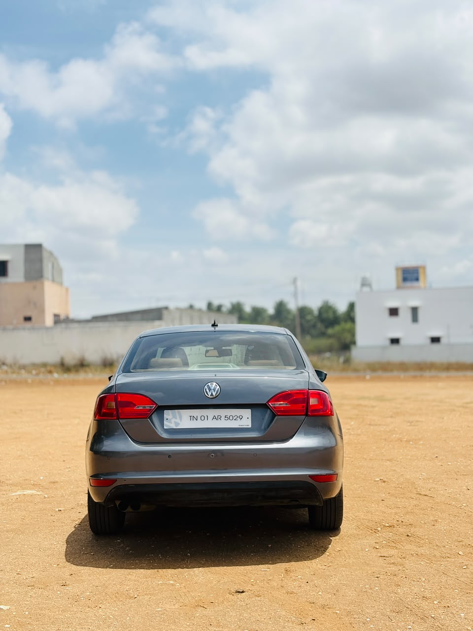 Volkswagen Jetta - Image 10