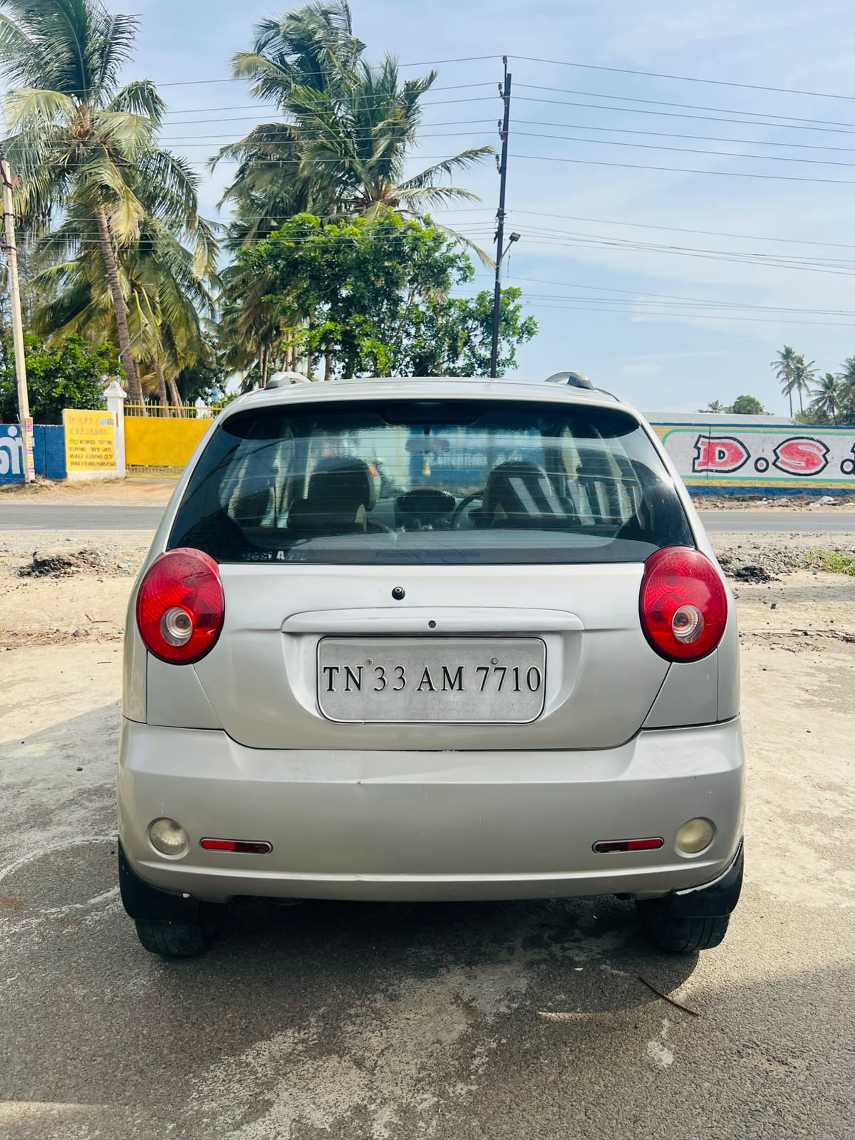 Chevrolet Spark - Image 10
