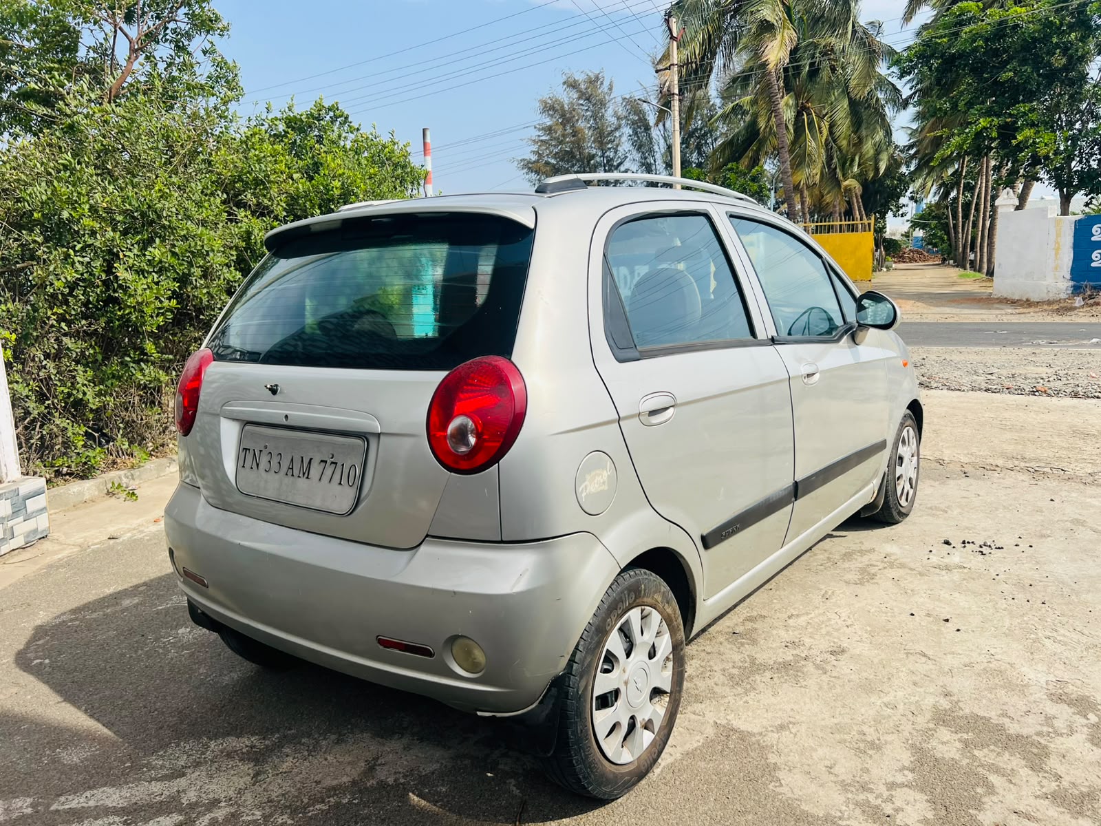 Chevrolet Spark - Image 6