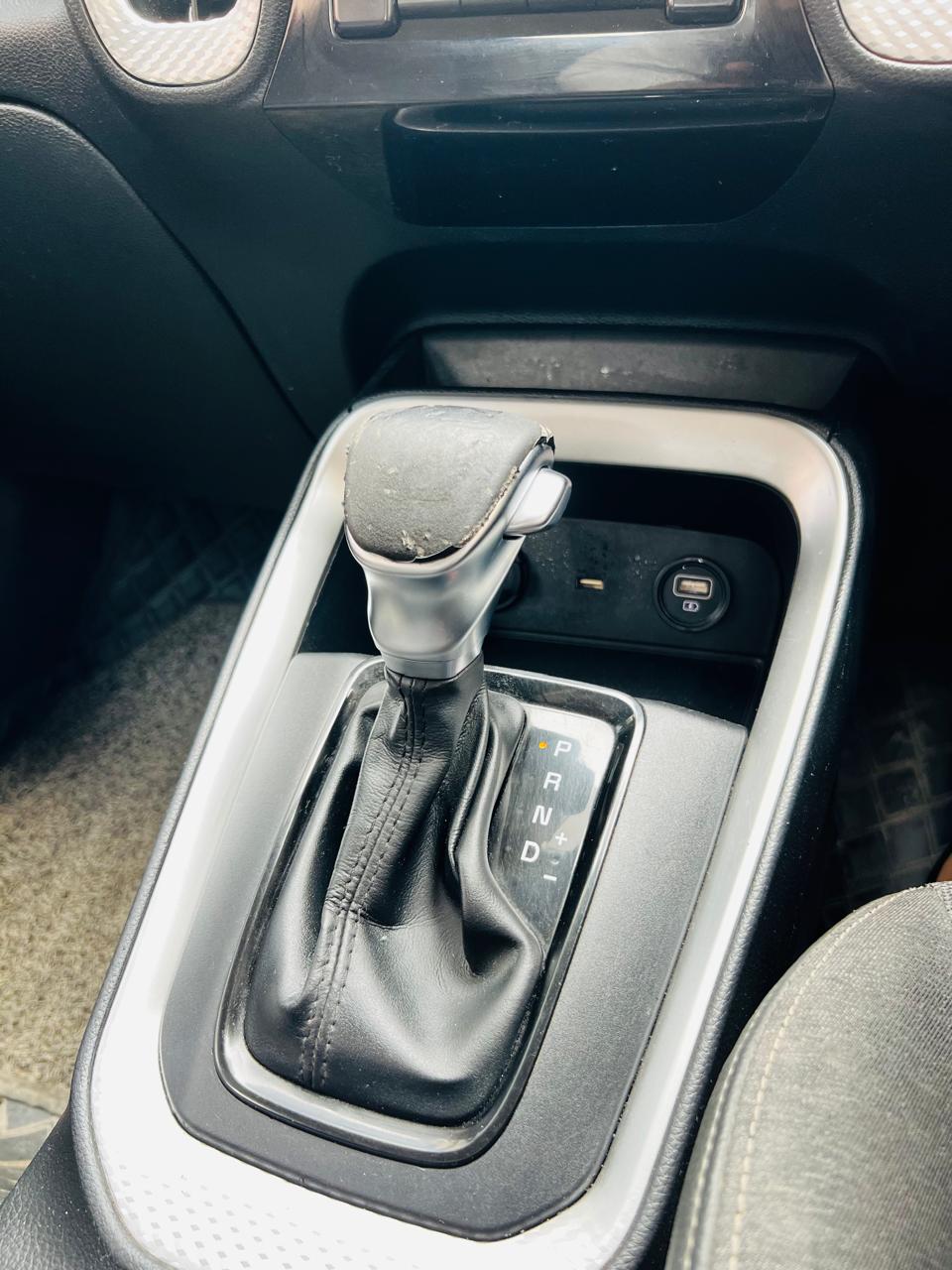 Kia Sonet - Image 11