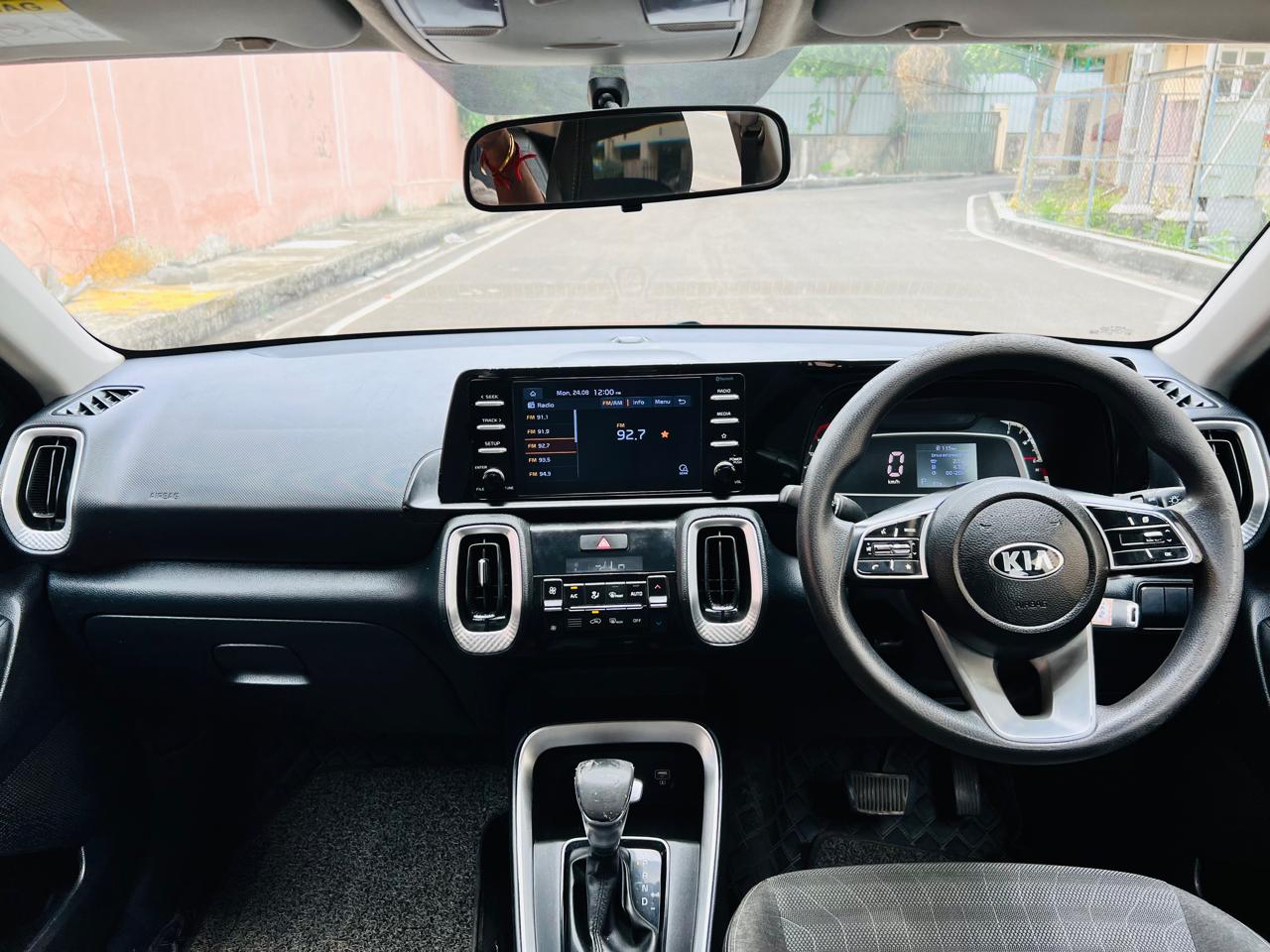 Kia Sonet - Image 8