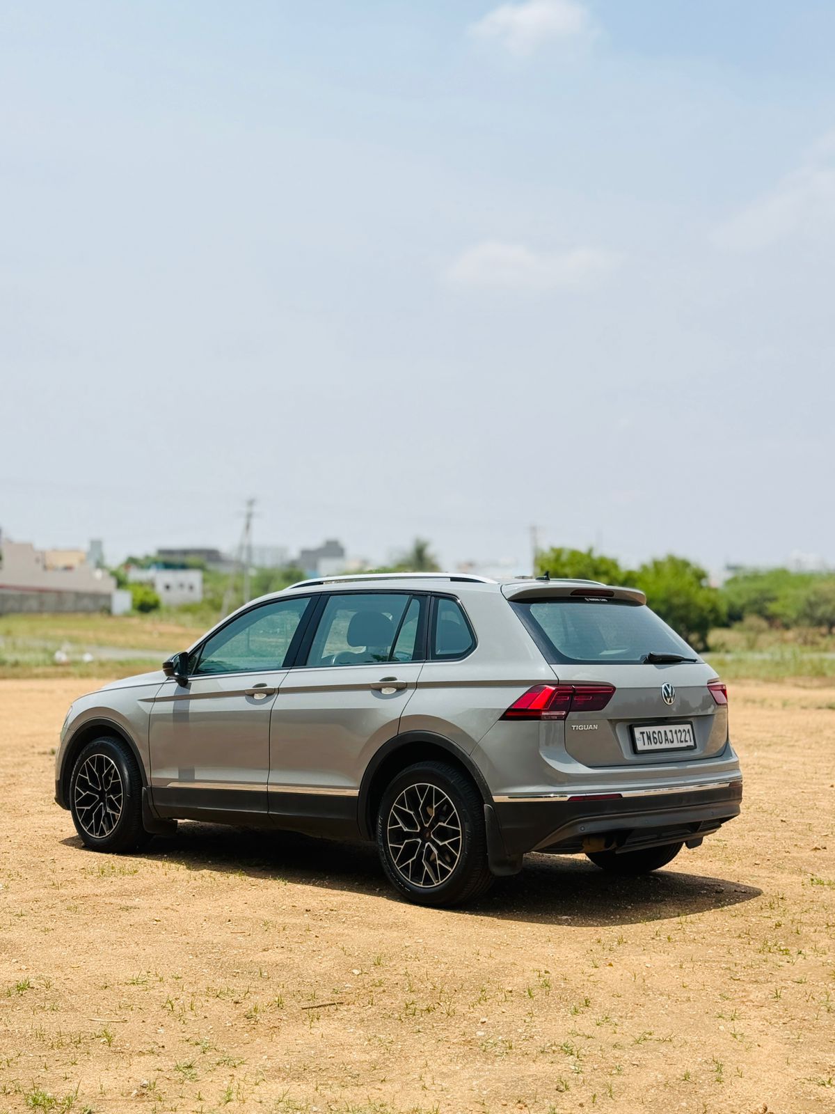 Volkswagen Tiguan - Image 3