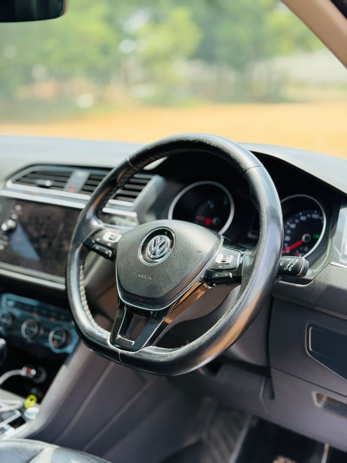 Volkswagen Tiguan - Image 4