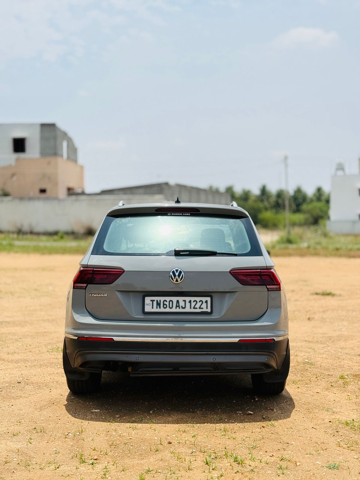 Volkswagen Tiguan - Image 9