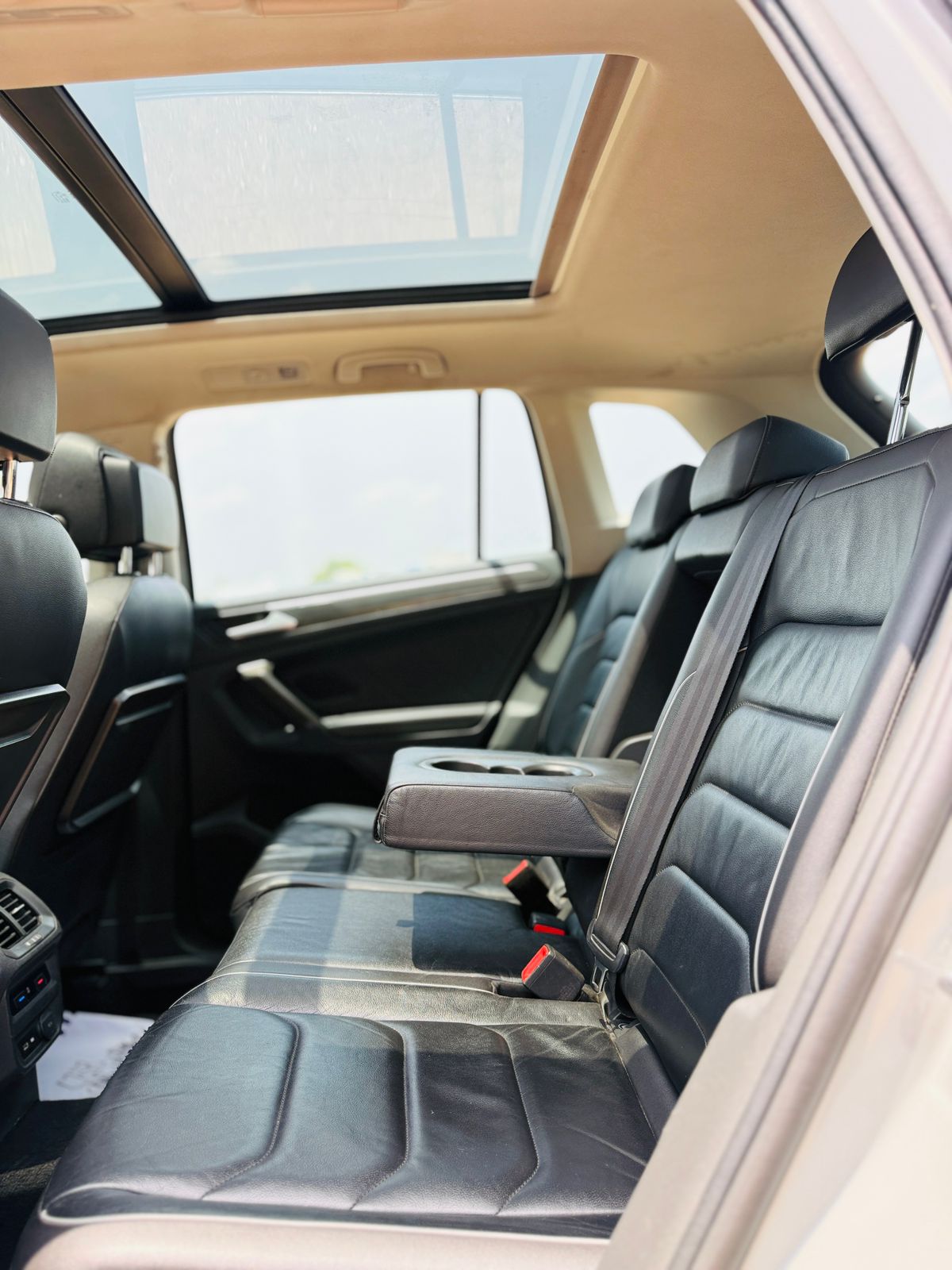 Volkswagen Tiguan - Image 5