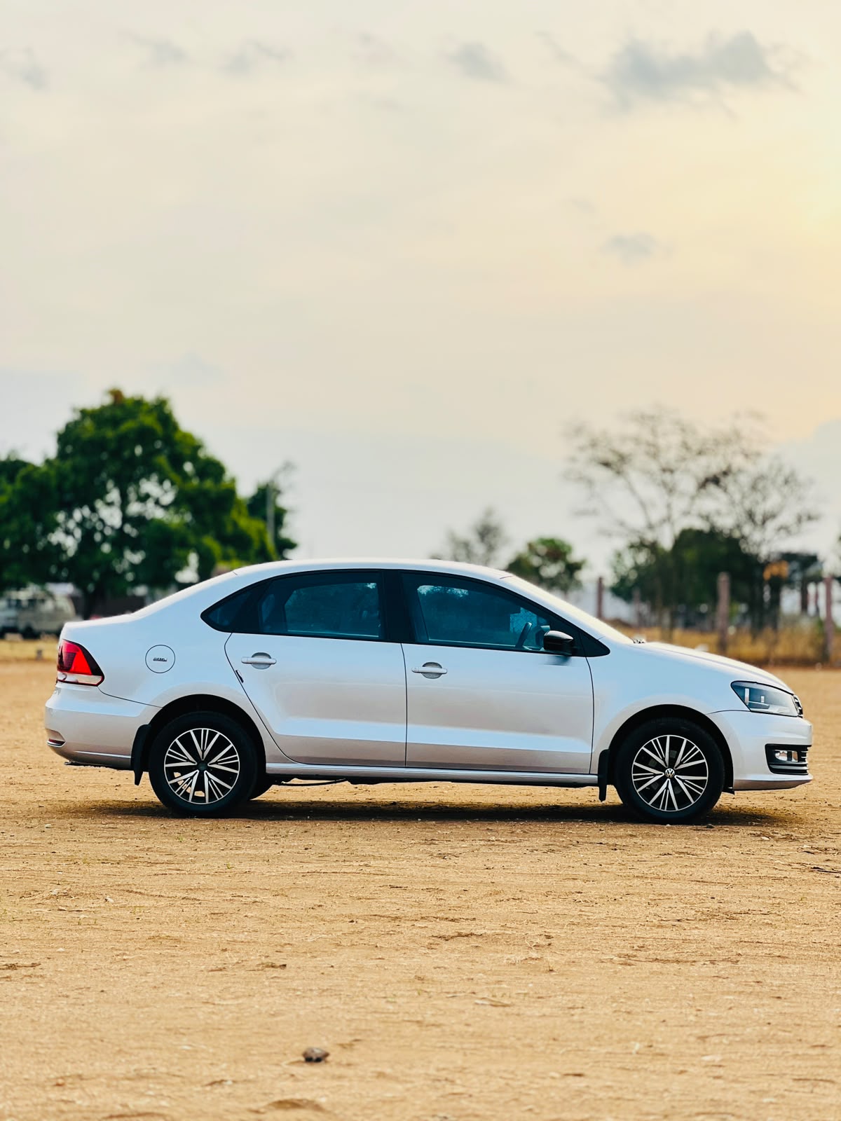 Volkswagen Vento - Image 5