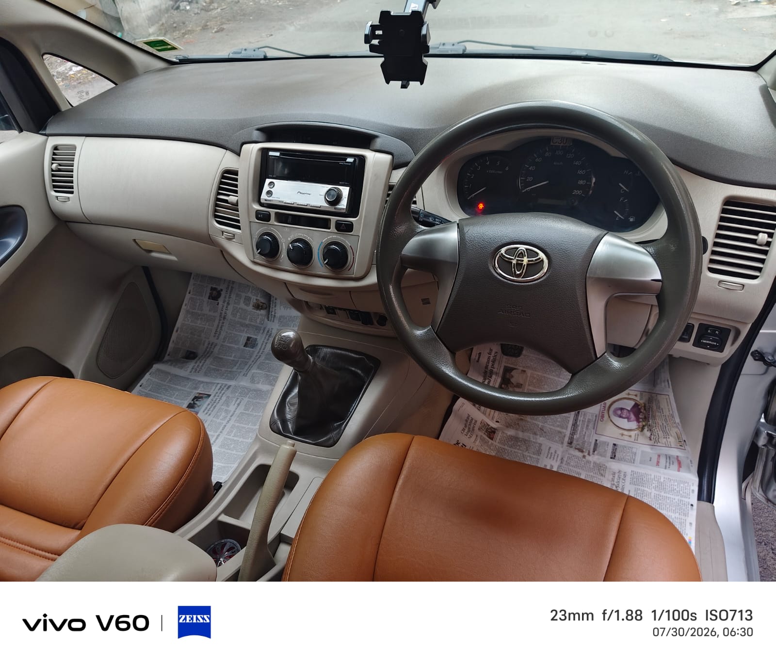 Toyota Innova - Image 5