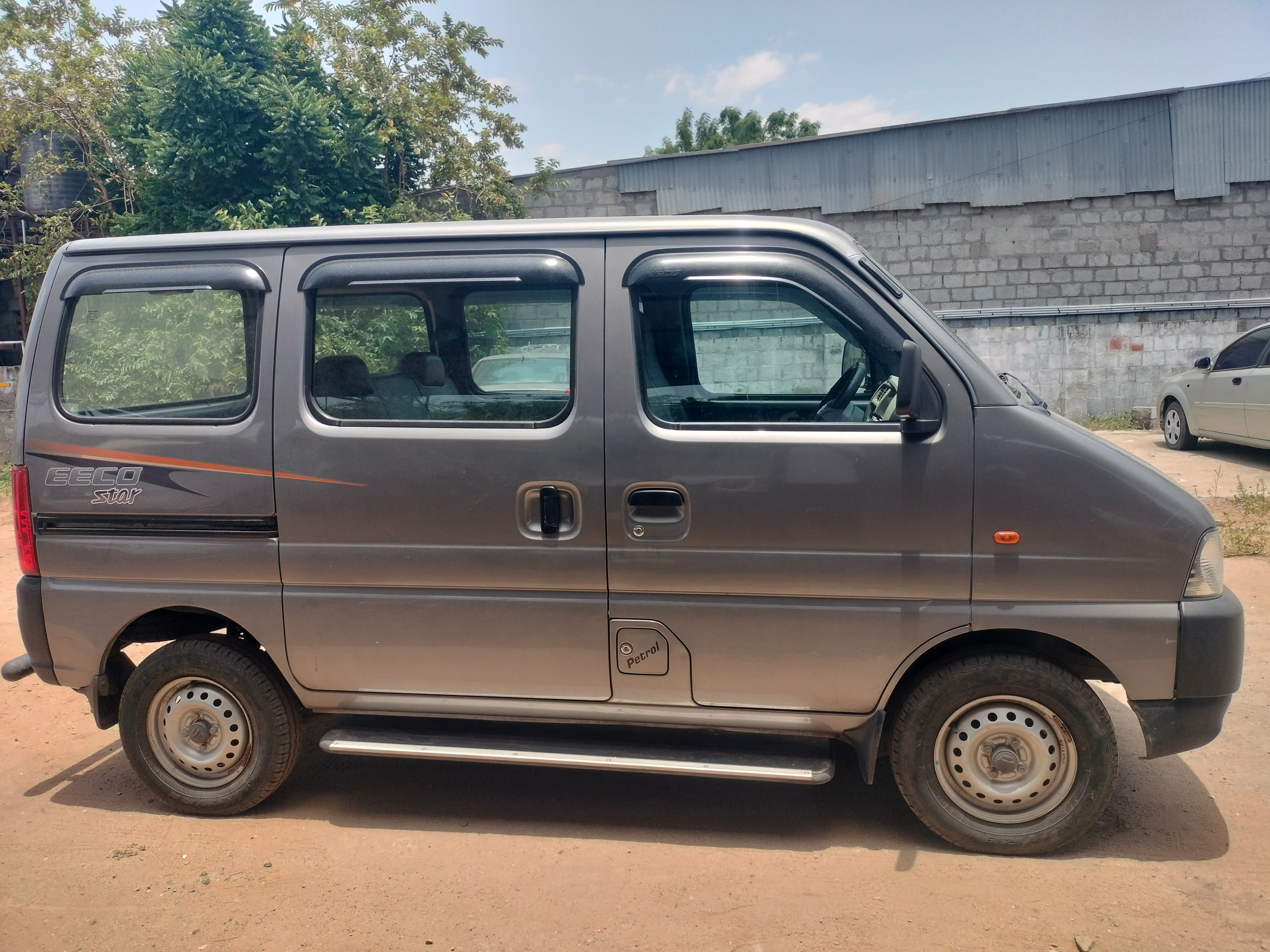 Maruti Suzuki Eeco - Image 3