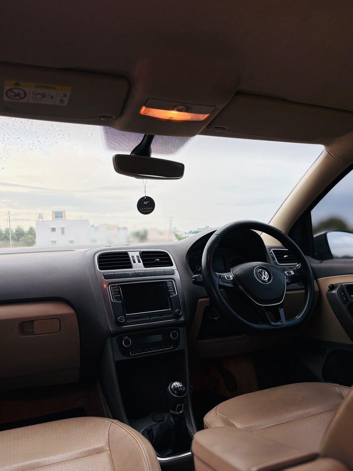 Volkswagen Vento - Image 6