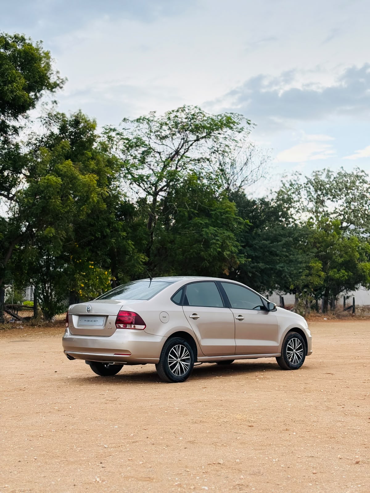 Volkswagen Vento - Image 4