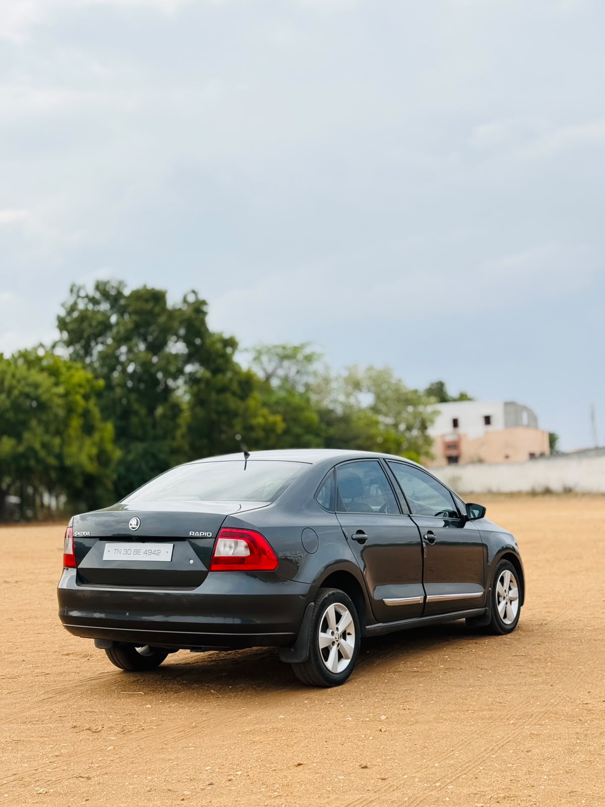 Skoda Rapid - Image 3