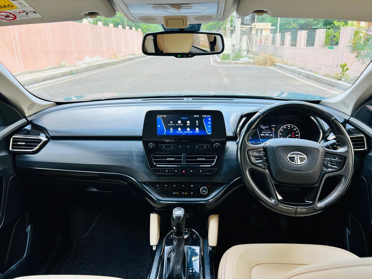 Tata Safari - Image 7
